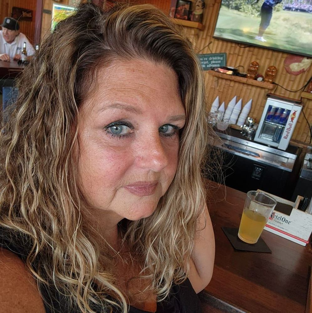 Meet your Posher, Sissy